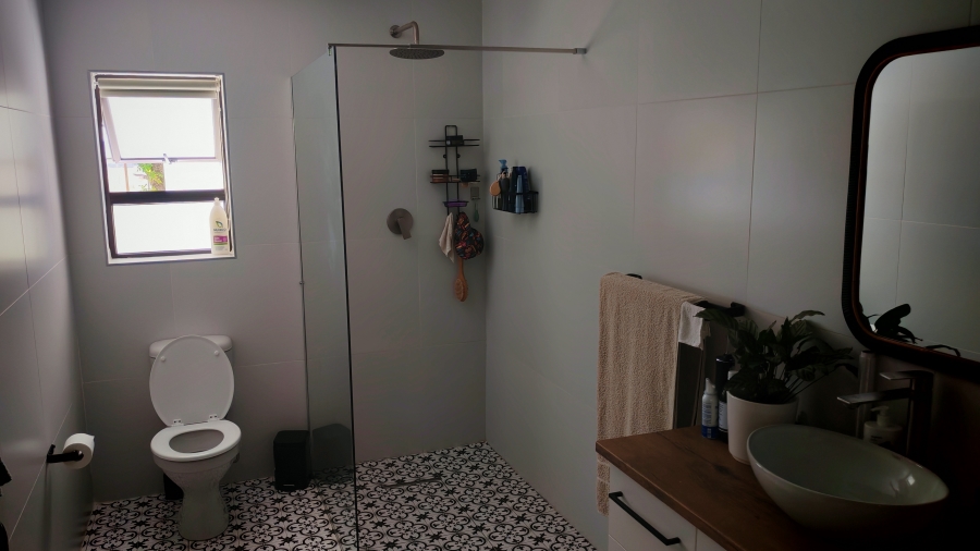 6 Bedroom Property for Sale in Middelburg Eastern Cape